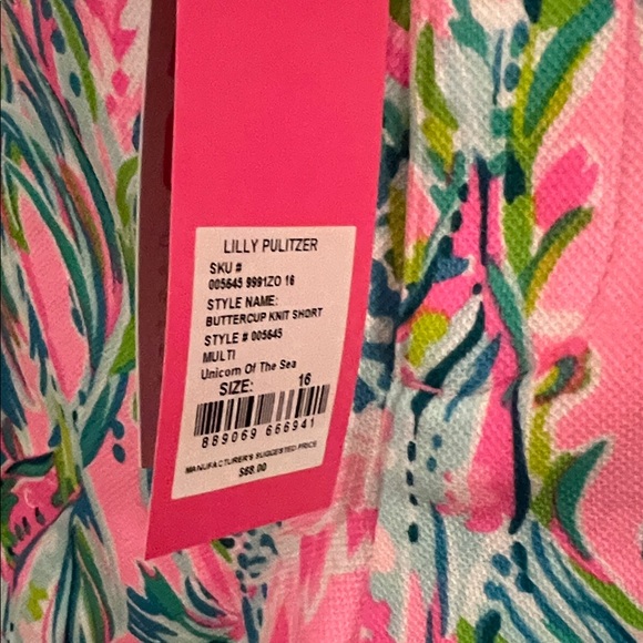 Lilly Pulitzer Pink Scalloped Knit Unicorn of the Sea Shorts - Picture 7 of 8